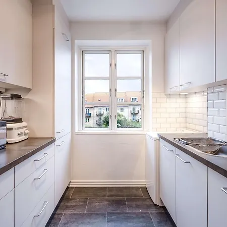 Cozy 2-bedroom Apartmán Kodaň